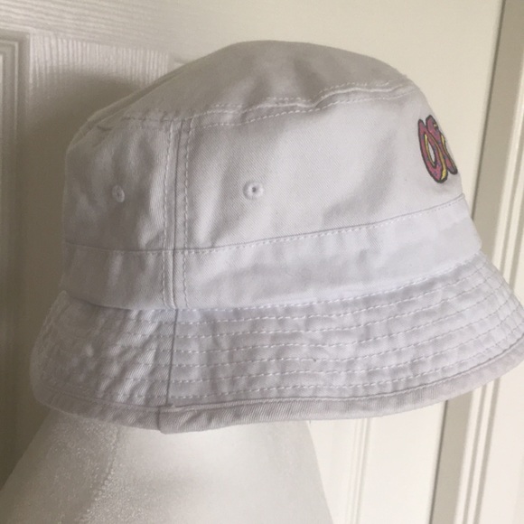 White Cotton Bucket Hat with Embroidered "OF" Donut Logo - Picture 2 of 7